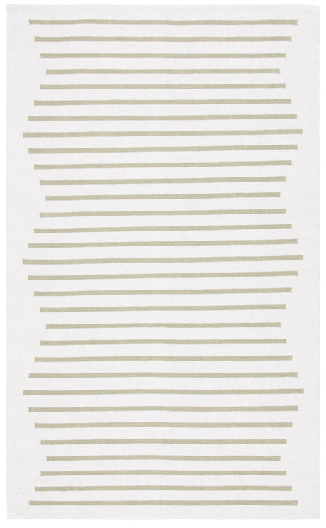 Safavieh Montauk 4'-0" x 6'-0" Rug in Ivory / Light Green