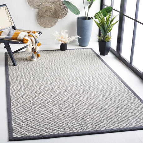 Safavieh Palm Beach 5'-0" x 8'-0" Rug in Grey / Dark Grey