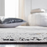 Safavieh Amelia 4'-5" x 6'-5" Rug in Grey / Gold