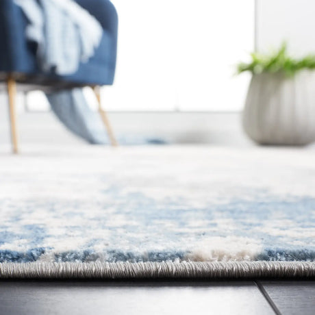Safavieh Invista 4'-0" x 6'-0" Rug in Grey / Blue