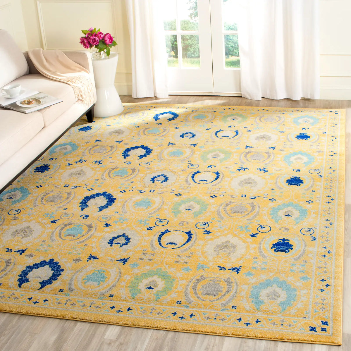 Safavieh Evoke 10'-0" x 14'-0" Rug in Gold / Ivory
