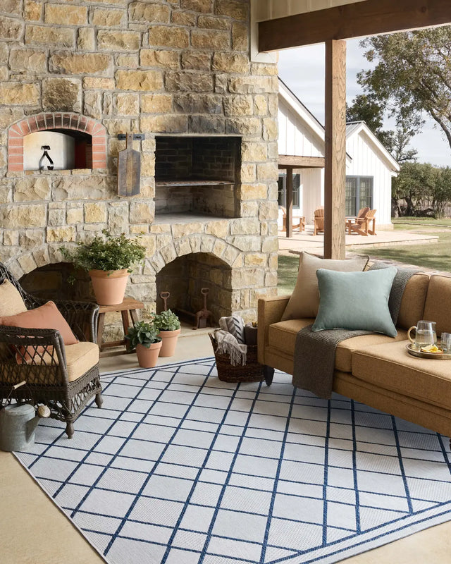 Loloi Easton ESN-08 Ivory / Denim Rug - room scene 3