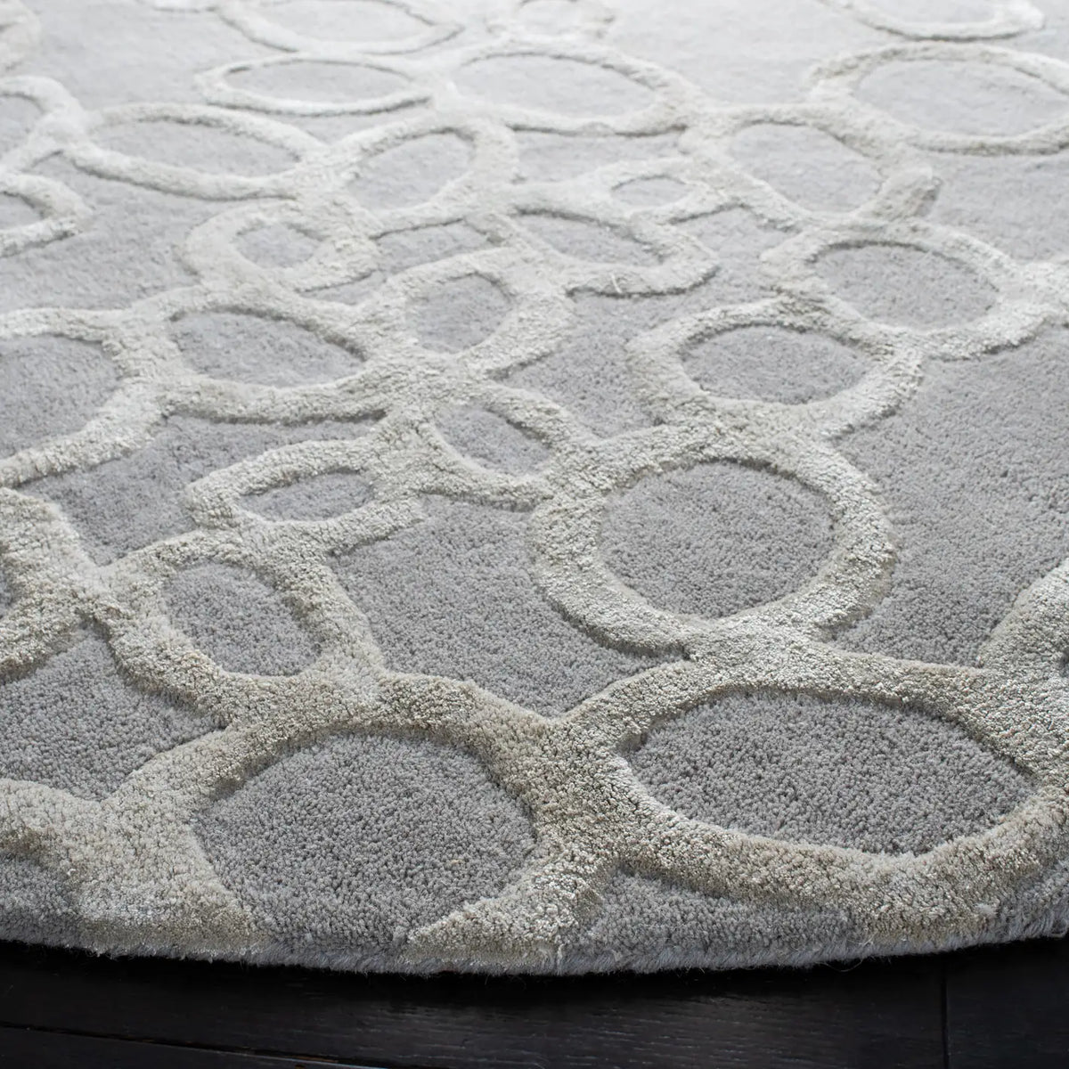Safavieh Soho 6'-0" x 6'-0" Rug in Grey