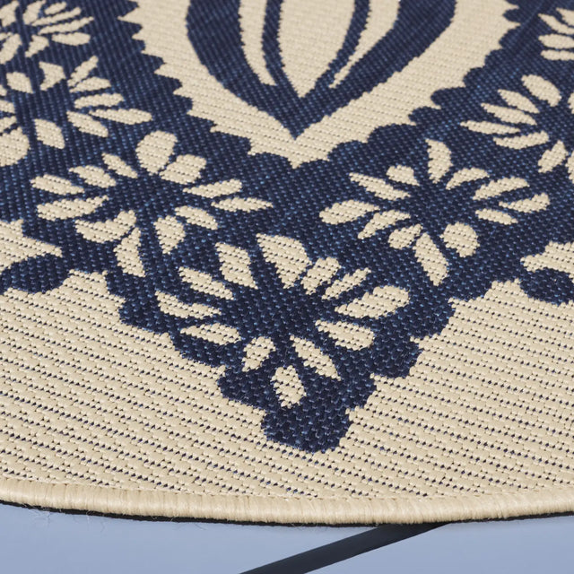 Safavieh Courtyard 6'-7" x 6'-7" Rug in Beige / Navy