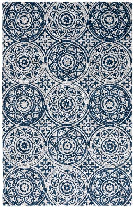 Safavieh Metro 4'-0" x 6'-0" Rug in Blue / Ivory