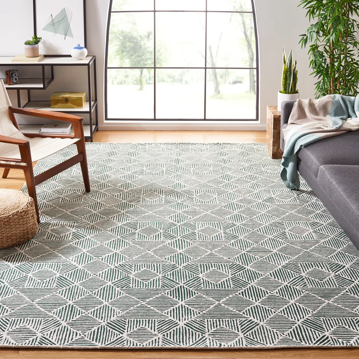 Safavieh Abstract 10'-0" x 14'-0" Rug in Dark Green / Ivory