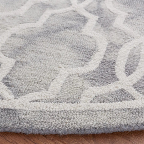 Safavieh Dip Dye 7'-0" x 7'-0" Rug in Grey / Ivory