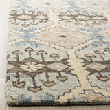 Safavieh Aspen 4'-0" x 6'-0" Rug in Light Blue / Cream