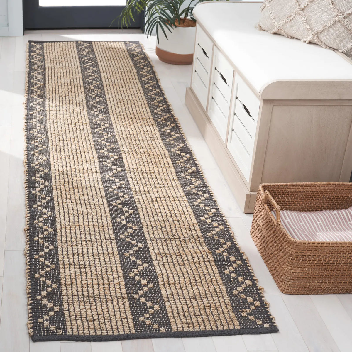 Safavieh Natural Fiber 2'-3" x 9'-0" Rug in Natural / Grey
