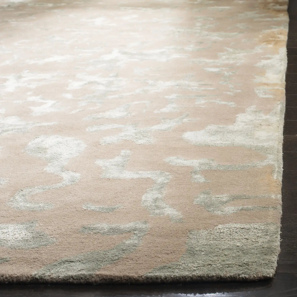 Safavieh Soho 3'-6" x 5'-6" Rug in Taupe / Light Blue