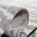 Safavieh Soho 3'-6" x 5'-6" Rug in Grey / Ivory