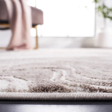 Safavieh Meadow 500 4'-0" x 6'-0" Rug in Beige