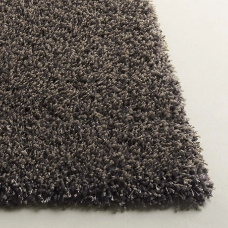 Safavieh Shag 2'-3" x 5'-0" Rug in Mushroom