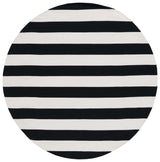 Safavieh Montauk 10'-0" x 10'-0" Rug in Black / Ivory