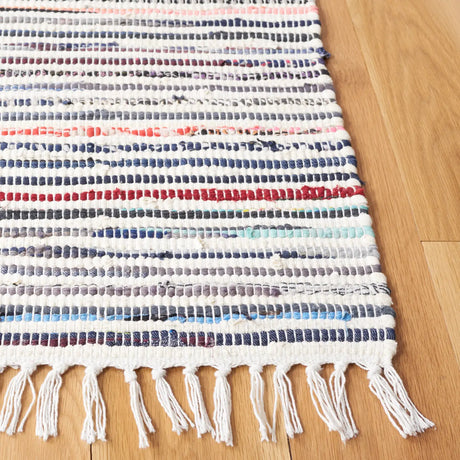 Safavieh Rag Rug 5'-0" x 7'-0" Rug in Ivory / Multi