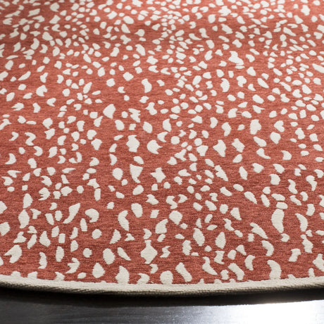 Safavieh Marbella 6'-0" x 6'-0" Rug in Red / Ivory