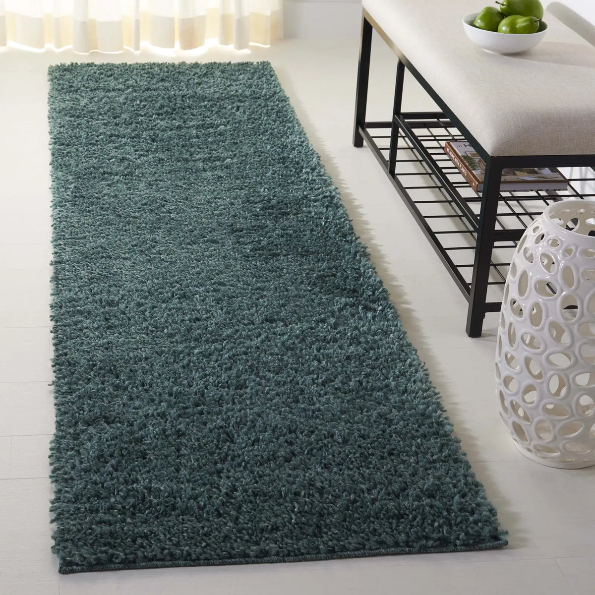 Safavieh August Shag 900 2'-3" x 8'-0" Rug in Green