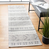 Safavieh Classic Vintage 2'-3" x 8'-0" Rug in Grey