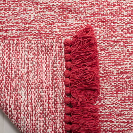 Safavieh Montauk 5'-0" x 8'-0" Rug in Red