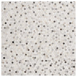 Safavieh Studio Leather 6'-0" x 6'-0" Rug in Ivory / Grey