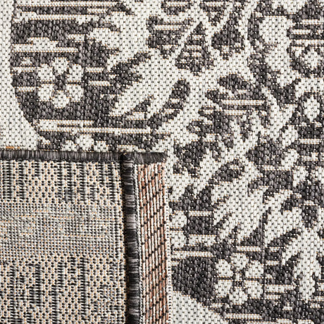 Safavieh Courtyard 5'-3" x 7'-7" Rug in Black / Grey