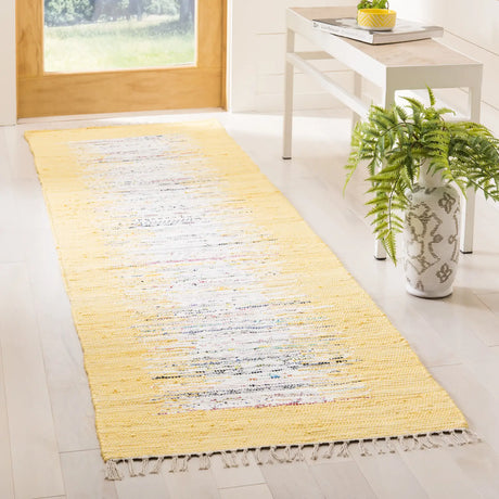 Safavieh Montauk 2'-3" x 8'-0" Rug in Ivory / Yellow