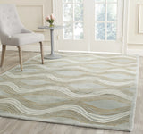 Safavieh Wyndham 4'-0" x 6'-0" Rug in Blue / Multi