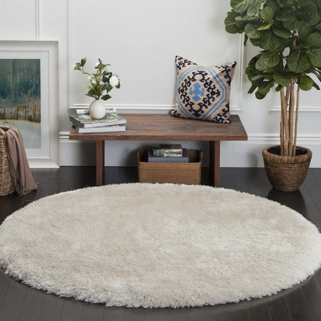 Safavieh Luxe Shag 8'-0" x 8'-0" Rug in Bone