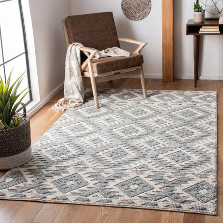 Safavieh Natura 5'-0" x 8'-0" Rug in Cream / Aqua