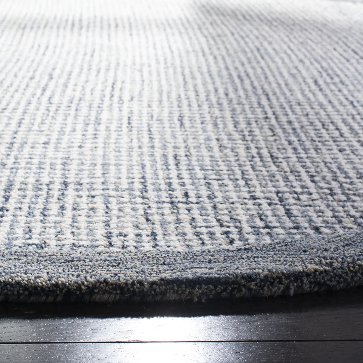 Safavieh Abstract 6'-0" x 6'-0" Rug in Navy / Ivory