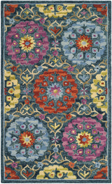 Safavieh Suzani 3'-0" x 5'-0" Rug in Blue / Multi