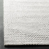 Safavieh Marbella 4'-0" x 6'-0" Rug in Dark Grey / Ivory