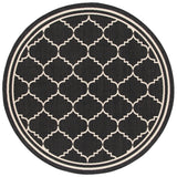 Safavieh Courtyard 6'-7" x 6'-7" Rug in Black / Creme