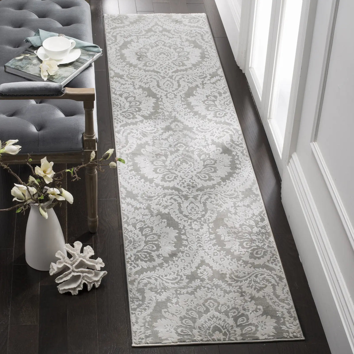 Safavieh Princeton 2'-0" x 10'-0" Rug in Grey / Beige
