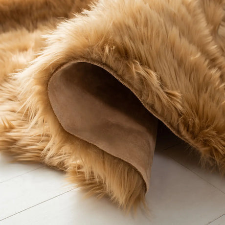 Safavieh Faux Sheep Skin 4'-0" x 6'-0" Rug in Camel