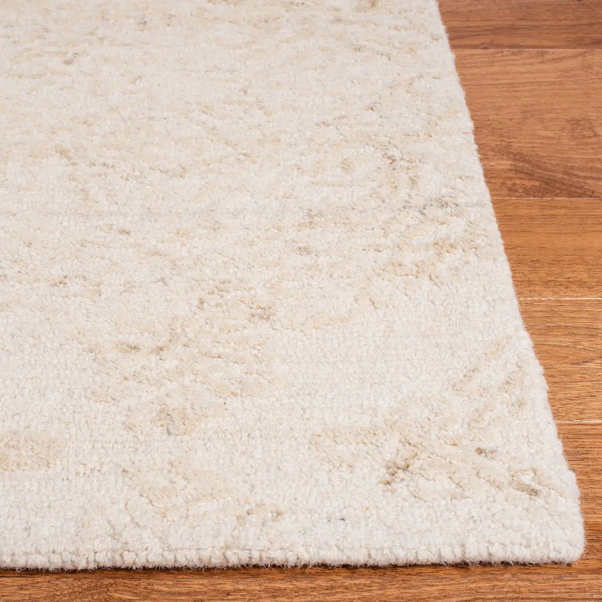Safavieh Abstract 10'-0" x 14'-0" Rug in Ivory / Beige
