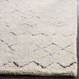 Safavieh Casablanca 4'-0" x 6'-0" Rug in Ivory / Multi