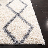 Safavieh Venus Shag 600 4'-0" x 6'-0" Rug in Ivory / Grey