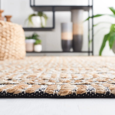 Safavieh Natural Fiber 4'-0" x 6'-0" Rug in Navy / Natural
