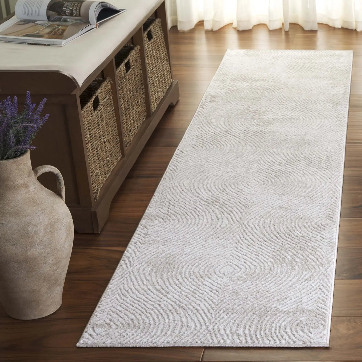 Safavieh Carter 2'-0" x 8'-0" Rug in Ivory / Taupe