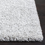 Safavieh Ultimate Shag 4'-0" x 6'-0" Rug in Silver / Ivory