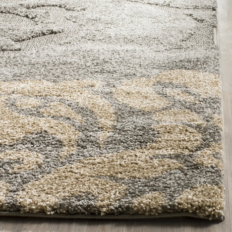 Safavieh Florida Shag 5'-3" x 7'-6" Rug in Grey / Beige