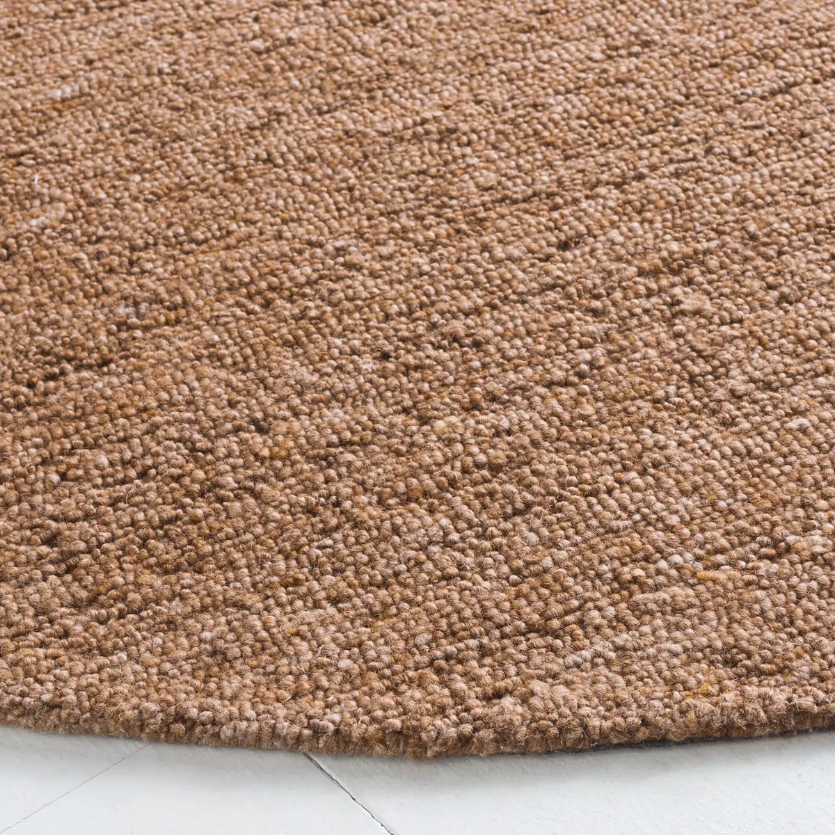 Safavieh Himalaya 6'-0" x 6'-0" Rug in Light Brown