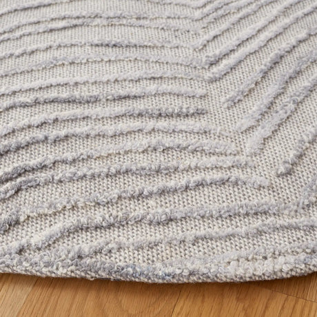 Safavieh Trace 6'-0" x 6'-0" Rug in Grey / Ivory