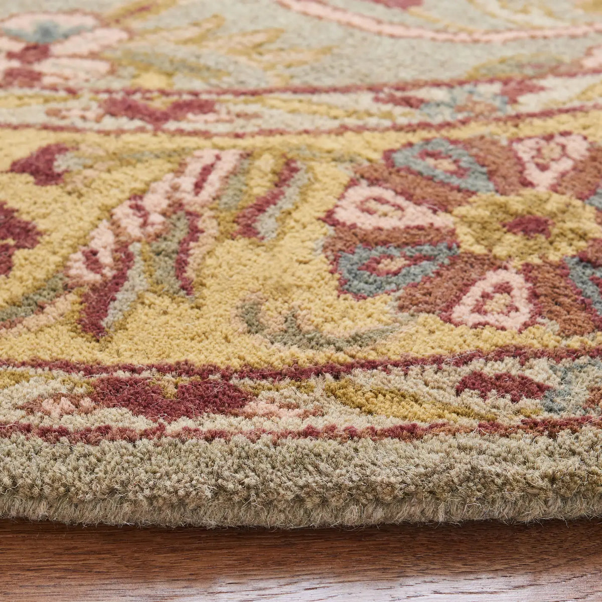 Safavieh Heritage 6'-0" x 6'-0" Rug in Grey / Gold