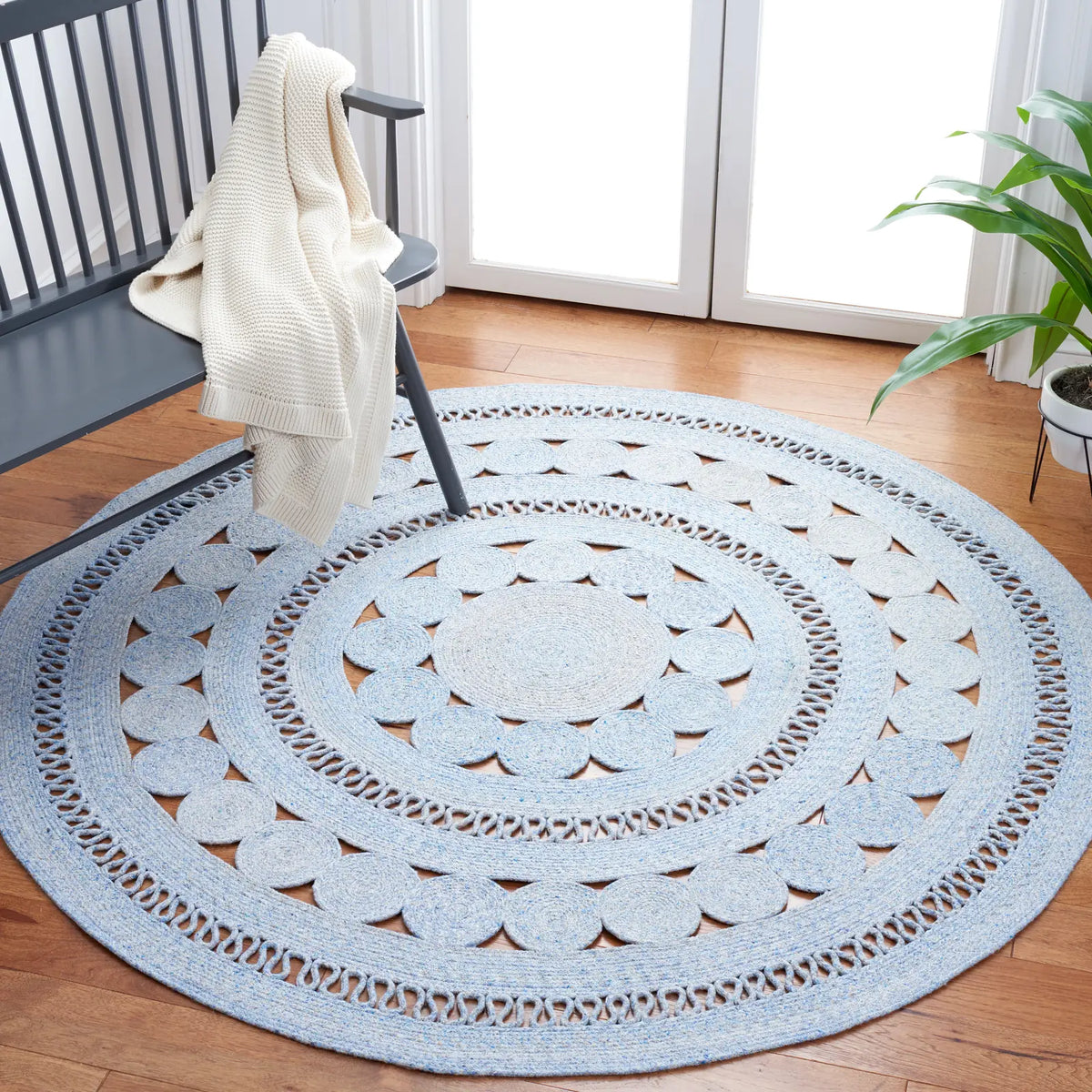Safavieh Cape Cod 5'-0" x 5'-0" Rug in Blue