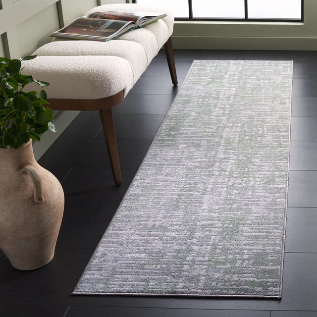 Safavieh Bayside 2'-2" x 8'-0" Rug in Green / Grey