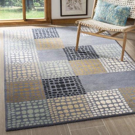 Safavieh Wyndham 5'-0" x 8'-0" Rug in Grey / Multi