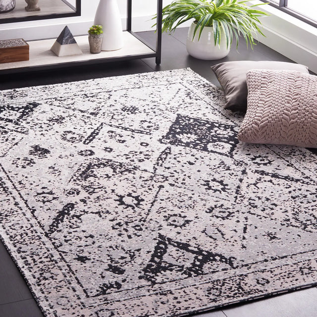 Safavieh Easy Care 4'-0" x 6'-0" Rug in Pink / Grey