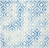 Safavieh Dip Dye 7'-0" x 7'-0" Rug in Ivory / Blue